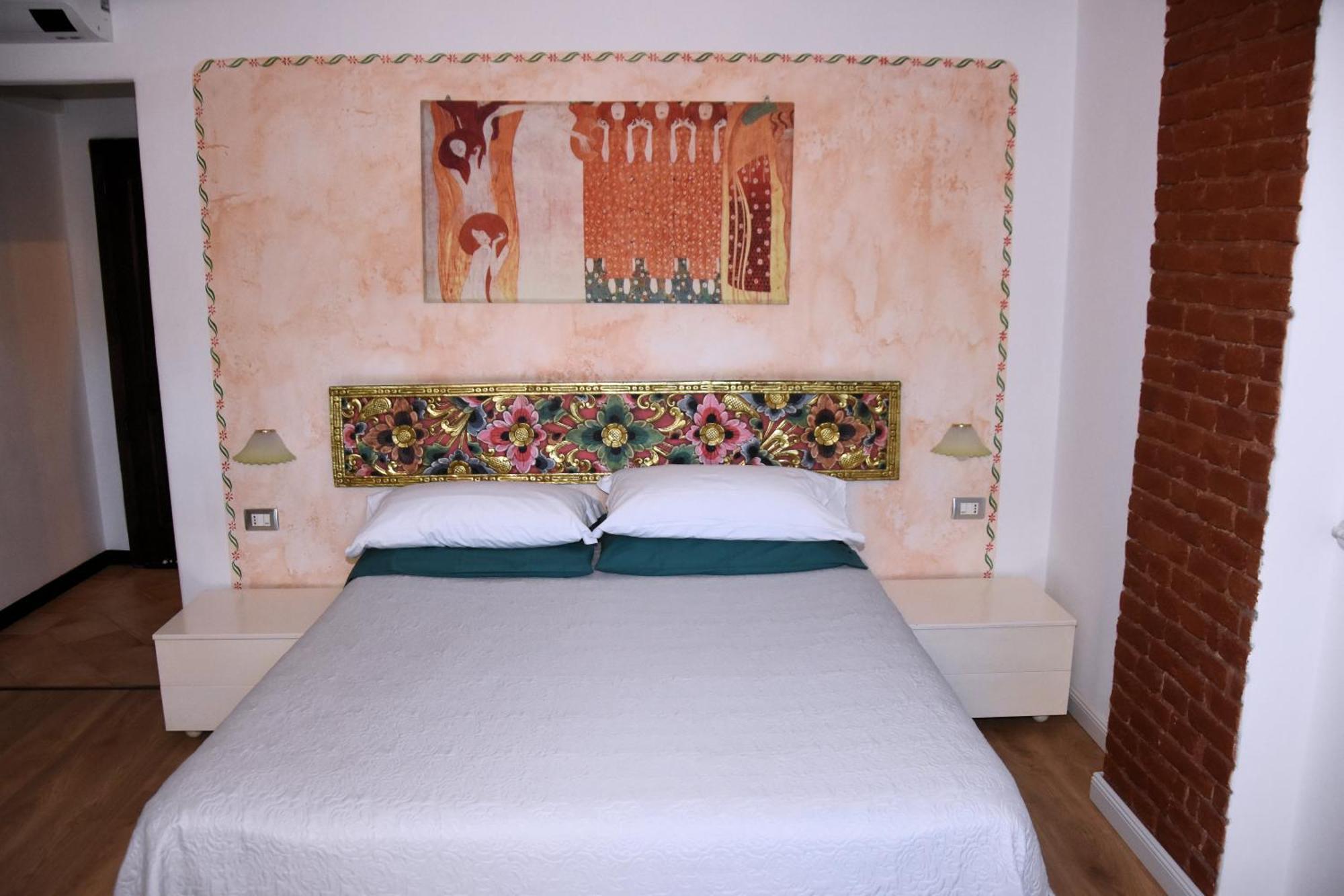 Guest House La Carolina Tigliole Eksteriør bilde